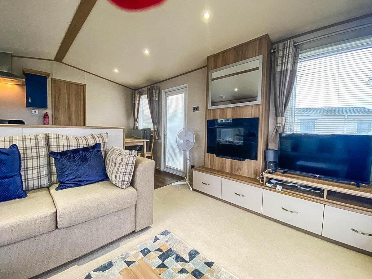 惠茨特布尔 Lovely 6 Berth Caravan With Decking And Wifi In Kent, Ref 47017C酒店 外观 照片